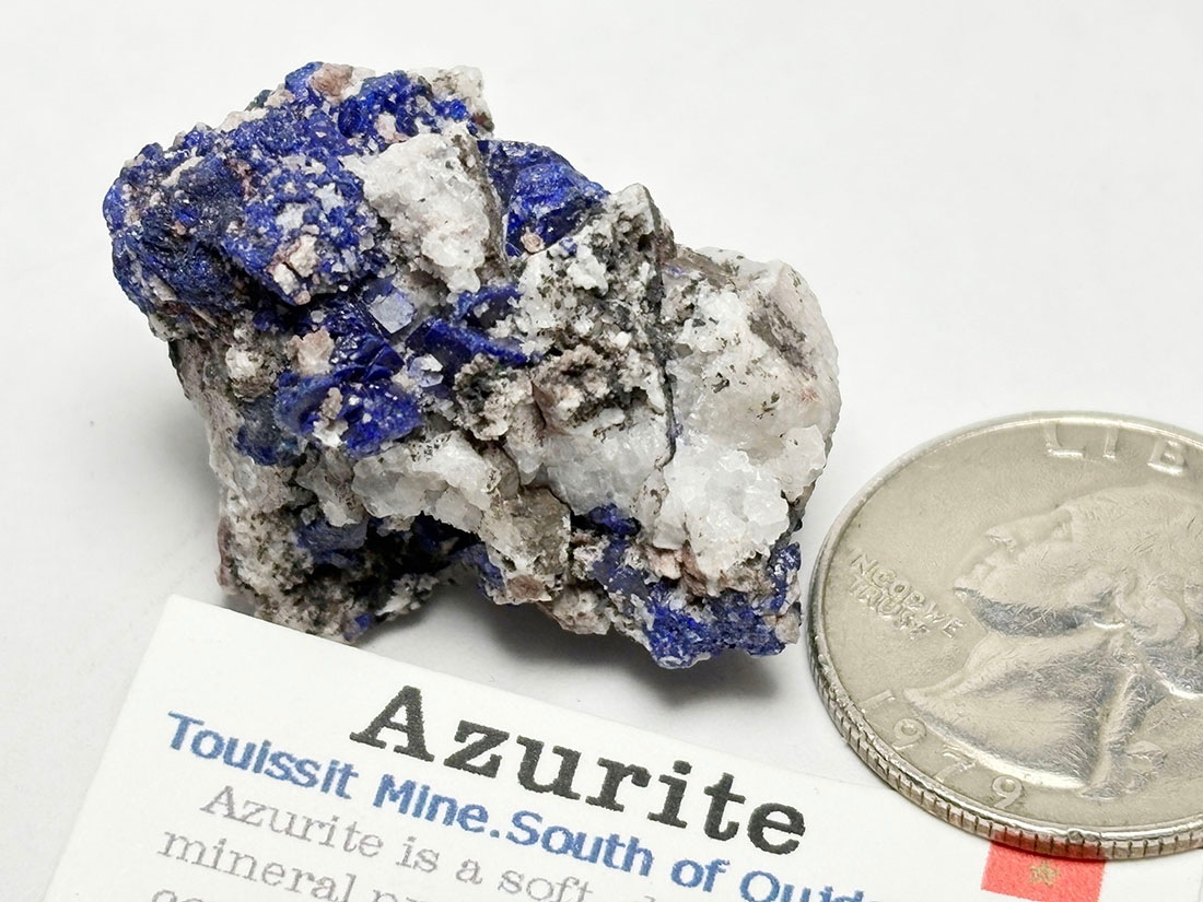 トゥイシット鉱山産 アズライト ( 藍銅鉱 )/ Azurite