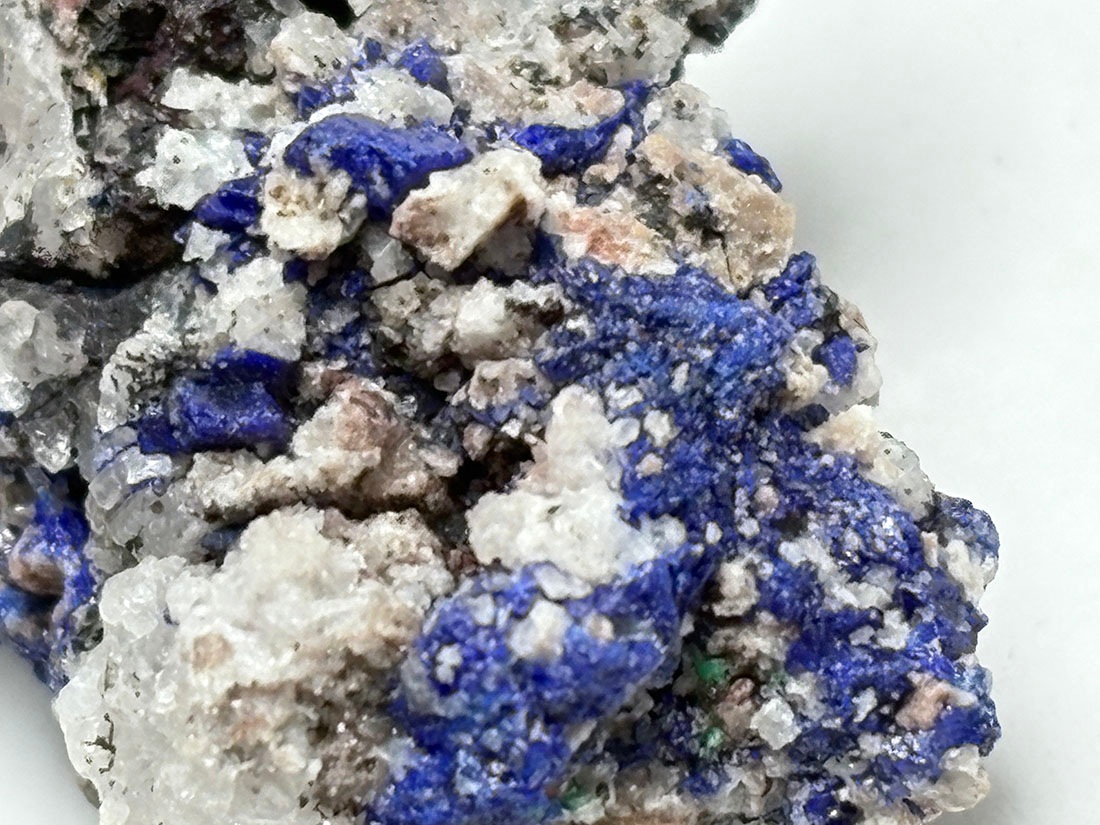 トゥイシット鉱山産 アズライト ( 藍銅鉱 )/ Azurite