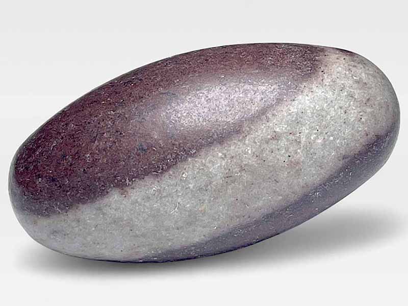 シヴァリンガム / Cryptocrystalline Quartz with Iron oxide