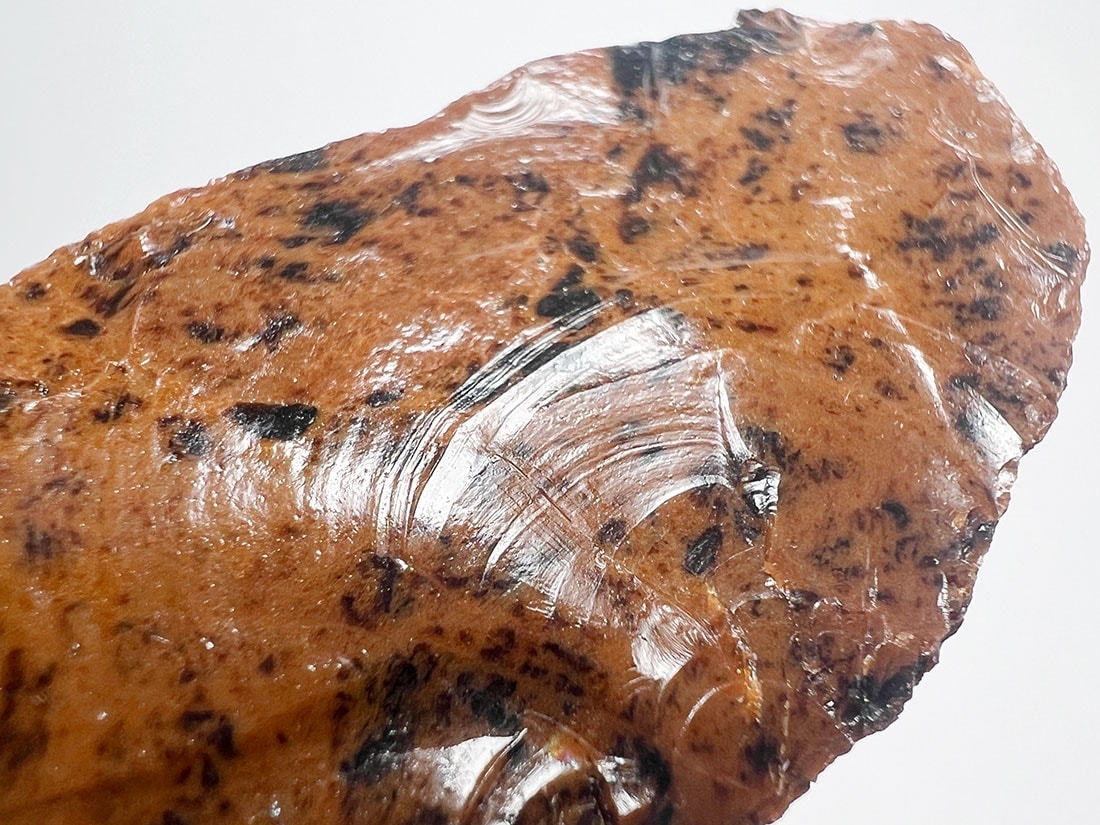 北海道白滝村(旧)産 黒曜石(花十勝/紅十勝石)