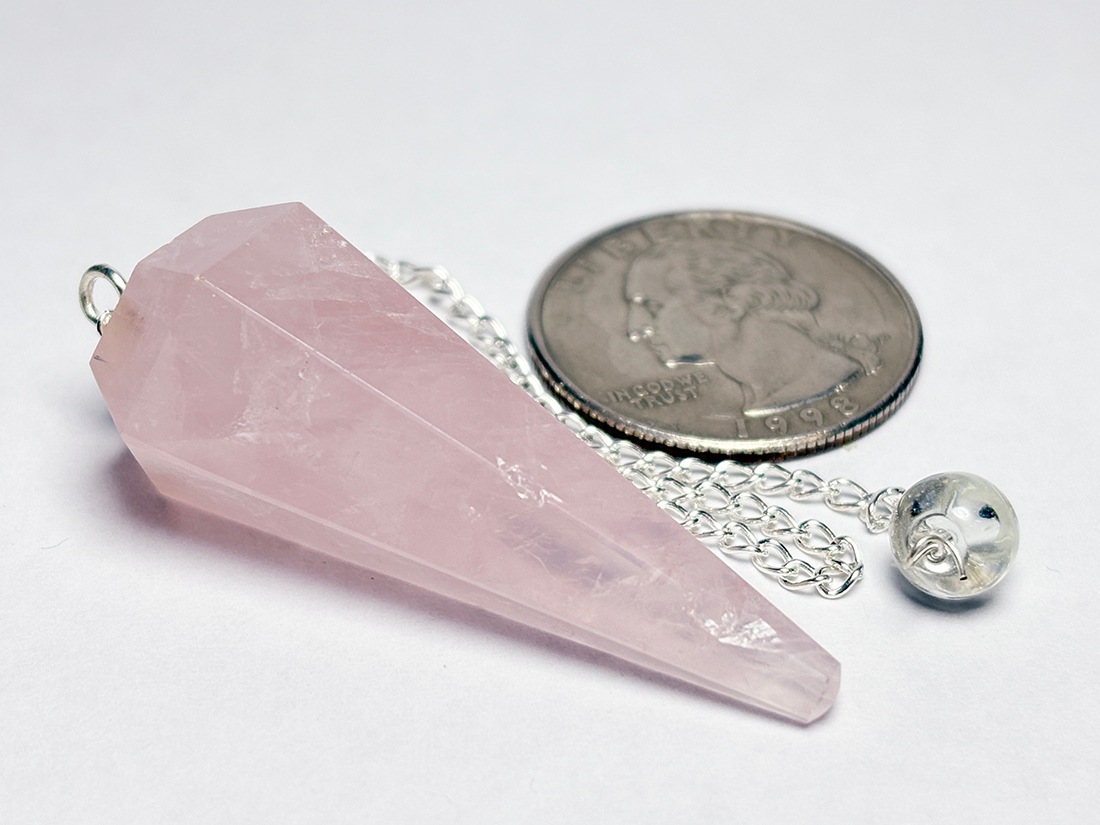 【ローズクォーツのペンデュラム】大和霊力入り！ ローズクォーツ ペンデュラム / Rose Quartz Pendulum