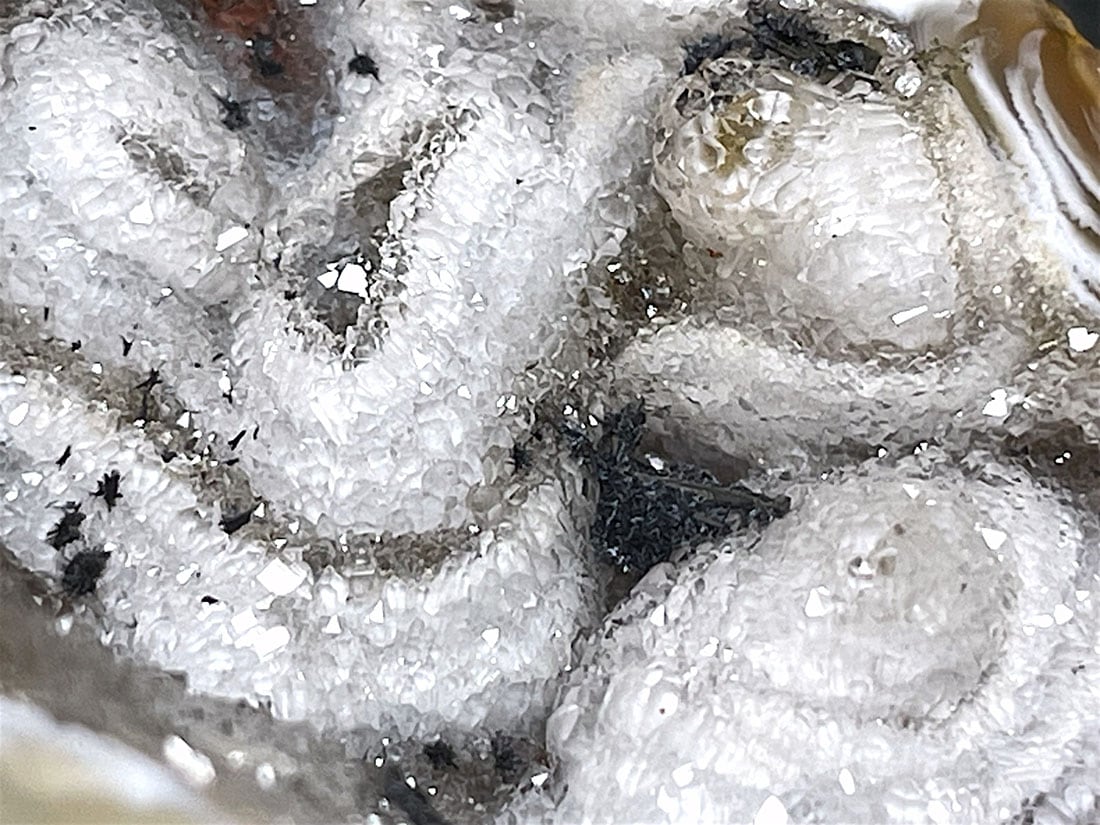 トレジャーメノウ (瑪瑙晶洞)/Geode Pair (鉄製台座付き)