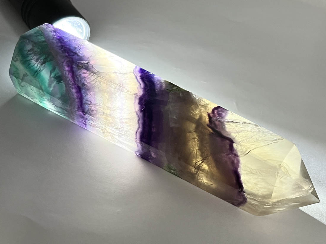 マダガスカル産 フローライト ポイント / Fluorite ( 蛍石 )