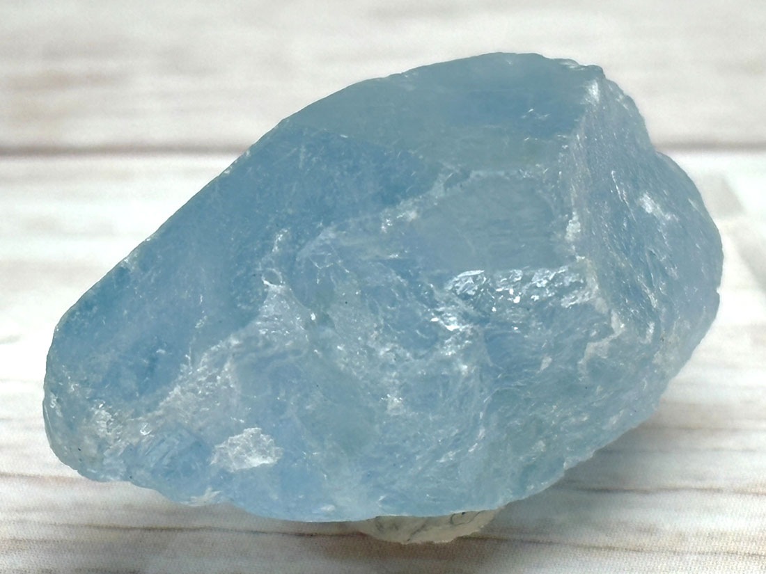 マダガスカル産 セレスタイト 単結晶 ( 天青石 )/ Celestite