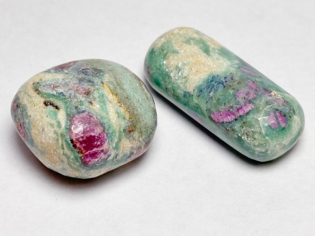 インド産 ルビーインフックサイト タンブル 2個セット /Ruby in Fuchsite