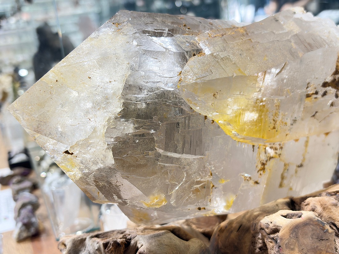 パキスタン産 大聖堂水晶 / Cathedral Quartz