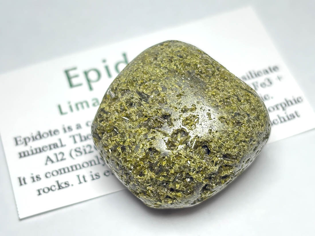 ペルー産 エピドート タンブル ( 緑簾石 )/ Epidote