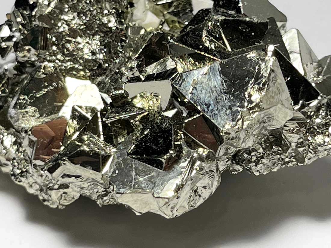 超レア！ペルー産 八面体パイライト ミニ