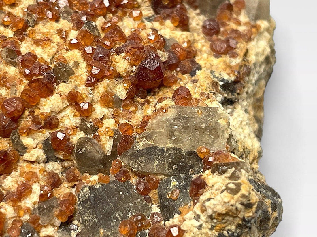 福建省 スぺサルチンガーネット / スモーキークォーツ