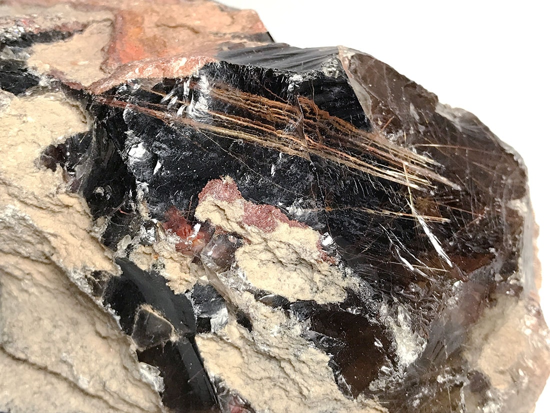 ブラジル産 ルチルクォーツ ( 金鉱石入り水晶 )/Rutilated Quartz