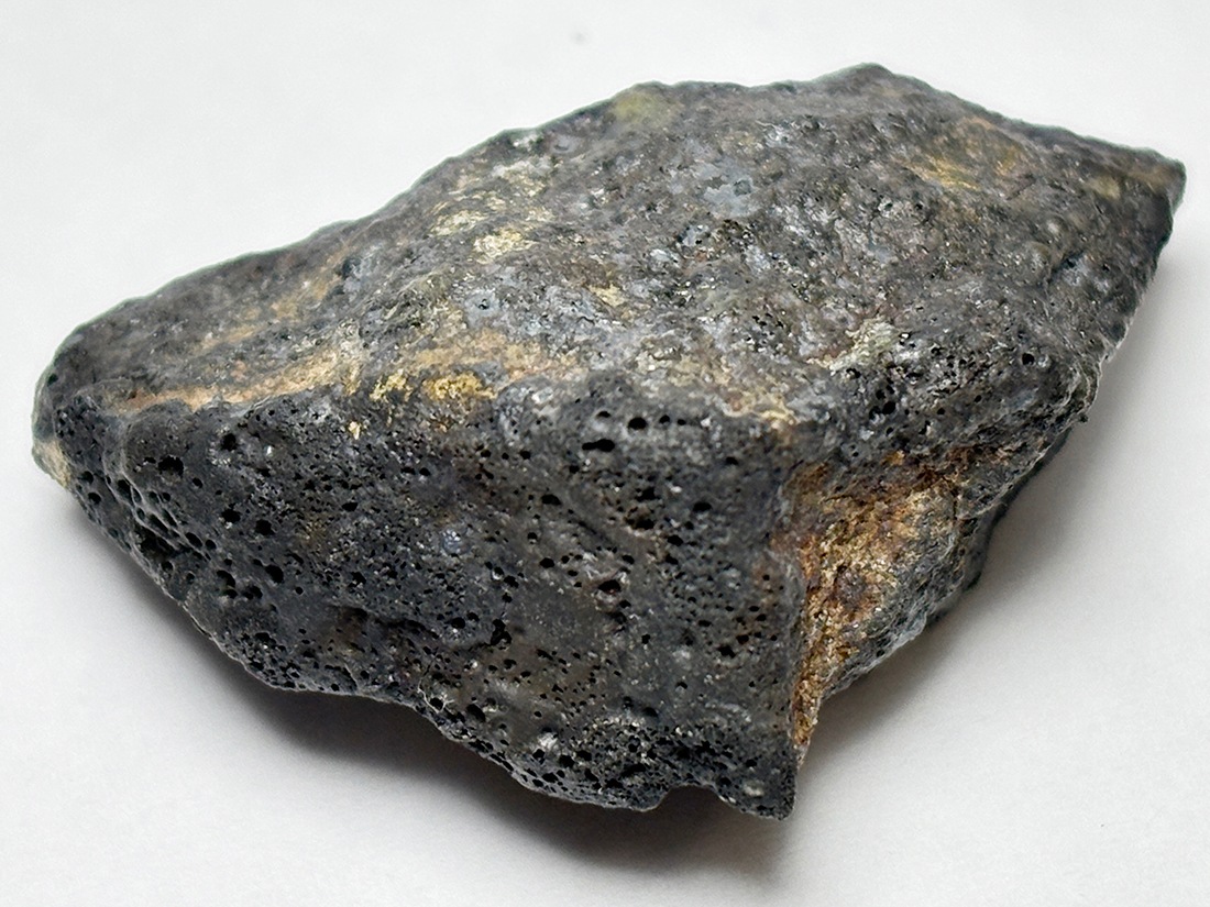 ロシア産 チェリャビンスク 隕石 /Chelyabinsk Meteorite