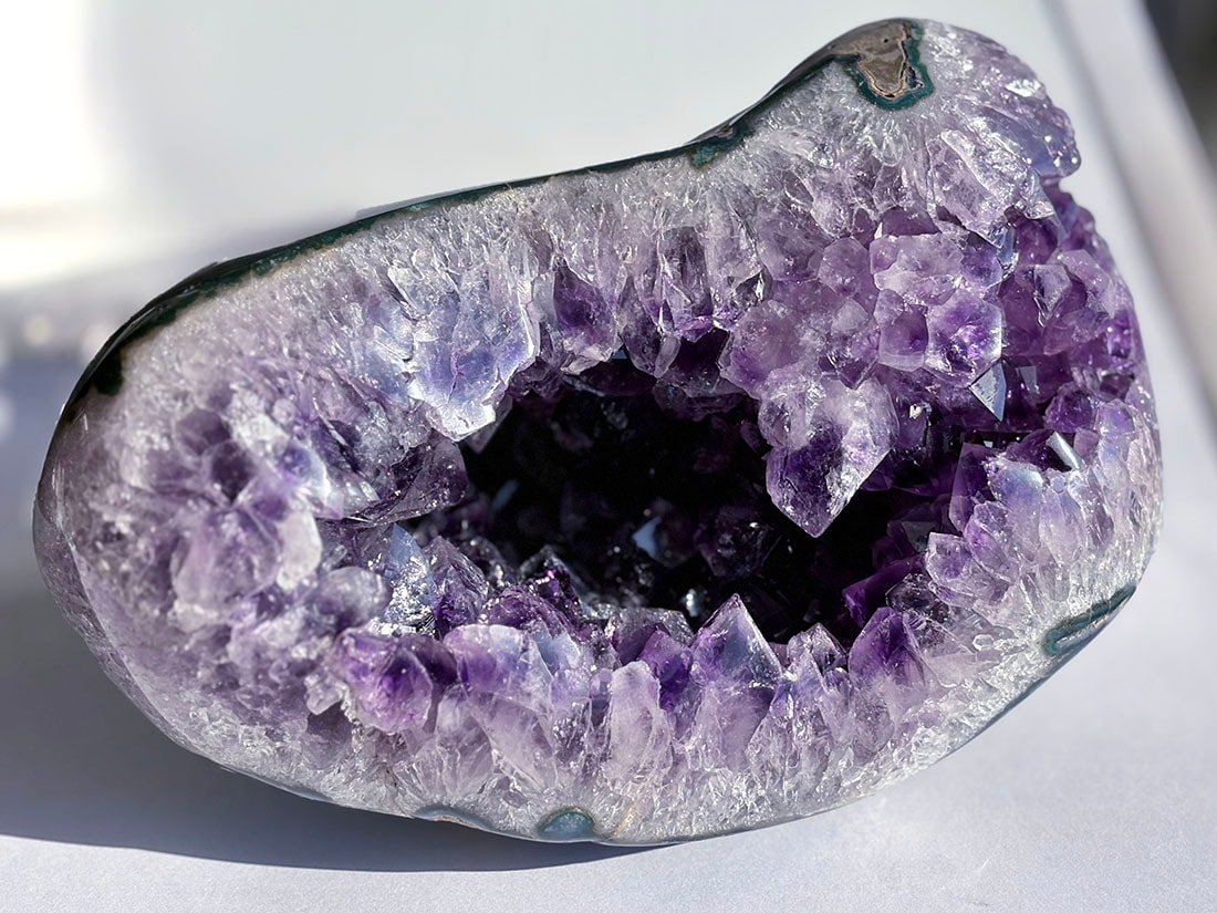 ウルグアイ産 アメジスト ジオード ( 紫水晶 )/ Amethyst