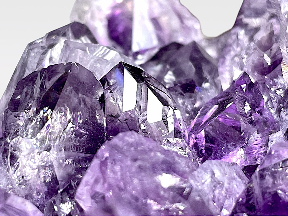 【Clover】B002 水晶クラスター置物 天然石 原石 クリスタル クォーツ Clover】B002 水晶クラスター置物 天然石 原石 クリスタル クォーツ