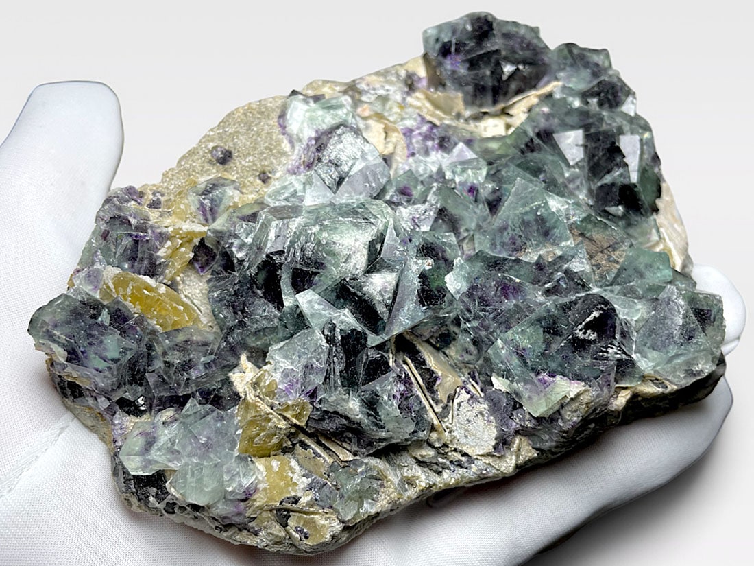 内モンゴル産 バイカラーフローライト/Bi-Color Fluorite (蛍石)