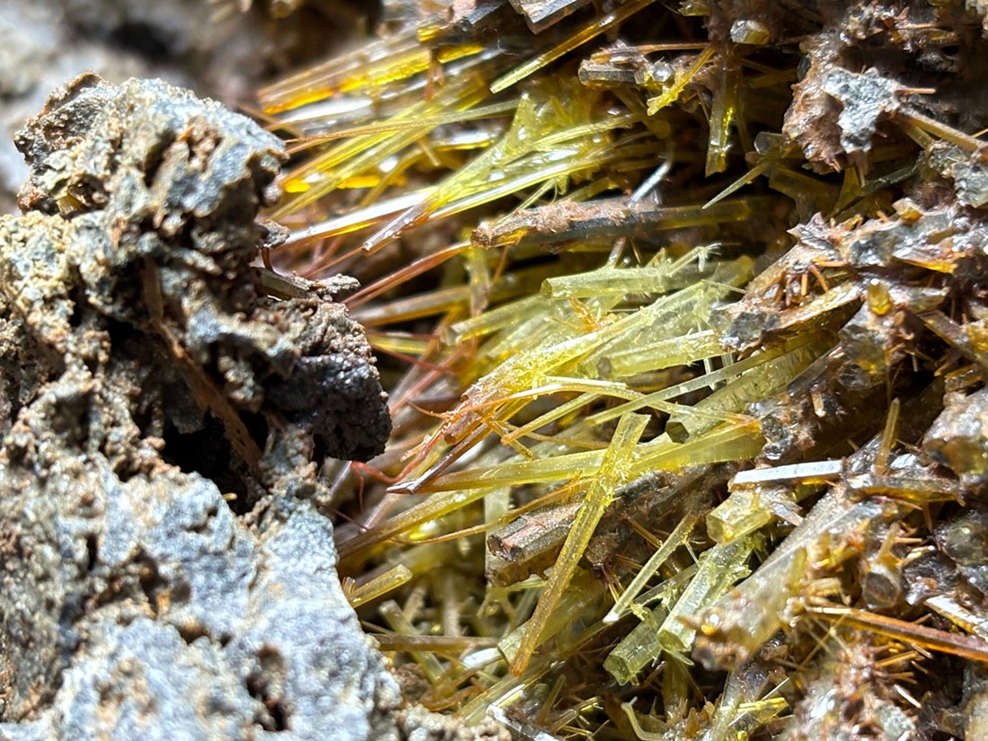 み*つ様 最終 Zincite ジンカイト 黄緑色結晶 天然石 原石 秘蔵品 最高品質ジンカイト（紅亜鉛鉱、ZnO) Olawa, Lower Silesia, Porland