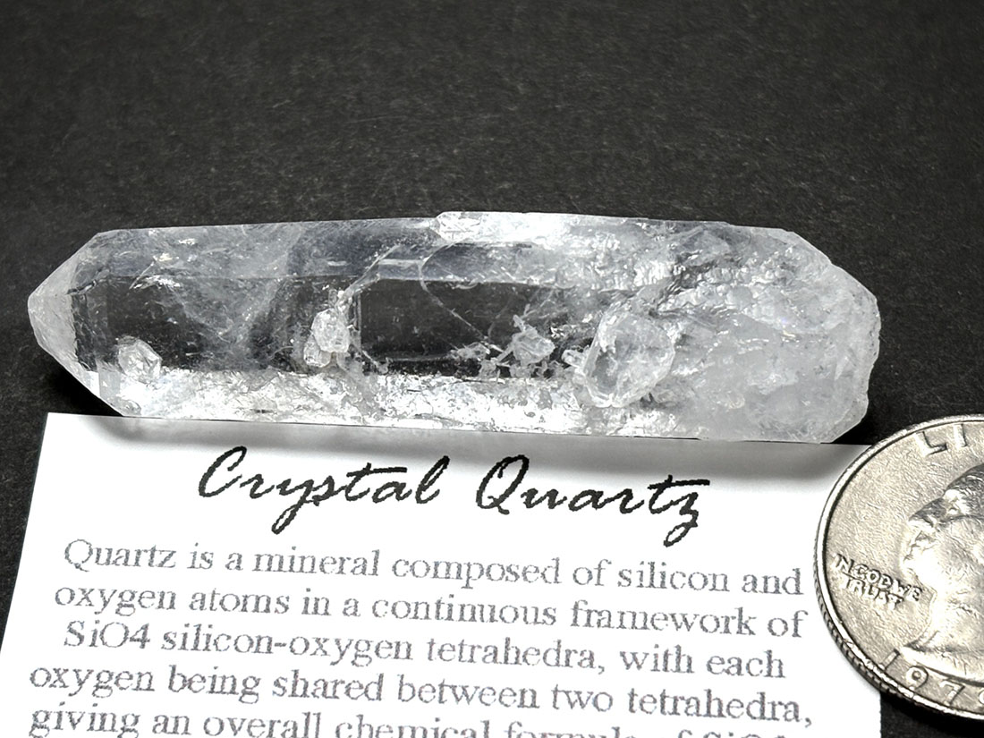 マダガスカル産 水晶 ポイント (貫入水晶) / Crystal Quartz