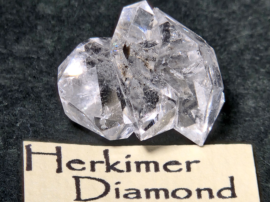 ハーキマーダイヤモンド
ピアス Herkimer diamond ring 2.42 /ハーキマーダイヤモンド | Hariqua