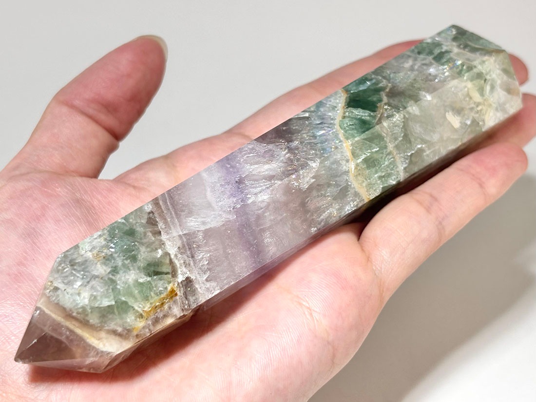マダガスカル産 フローライト ポイント型ポリッシュ / Fluorite ( 蛍石 )
