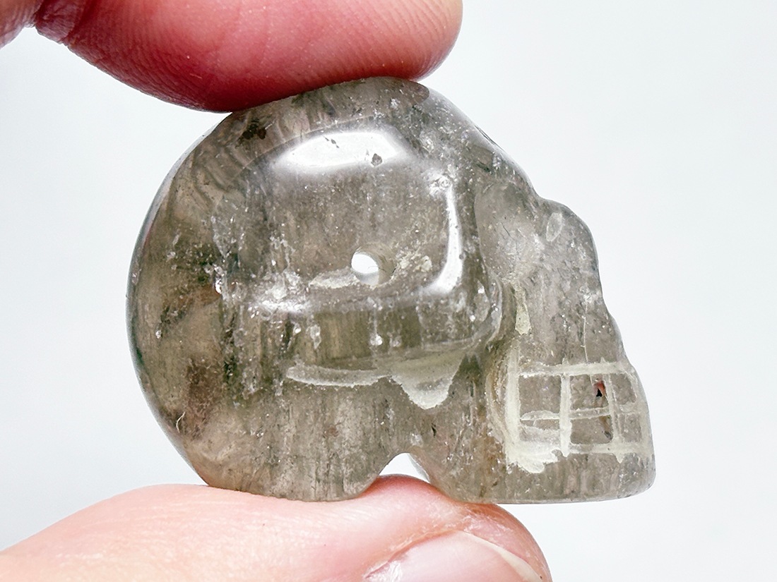 スモーキークォーツ スカル彫刻 /Smoky Quartz Scull