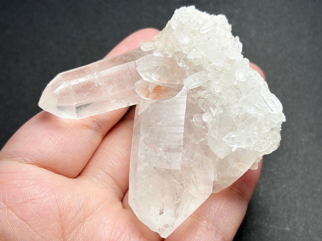 インド・マニカラン産 ヒマラヤ水晶 クラスター / Himalayan Quartz