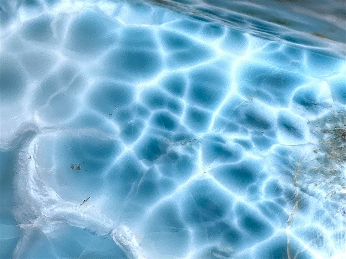 ドミニカ共和国産 ラリマー ( ソーダ珪灰石 ) / Larimar