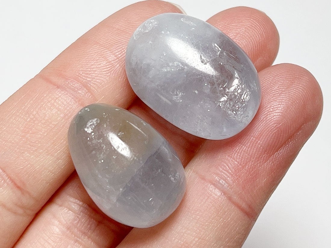 高品質】マダガスカル産 セレスタイト8kg ヒノキ台座付 セレスタイト