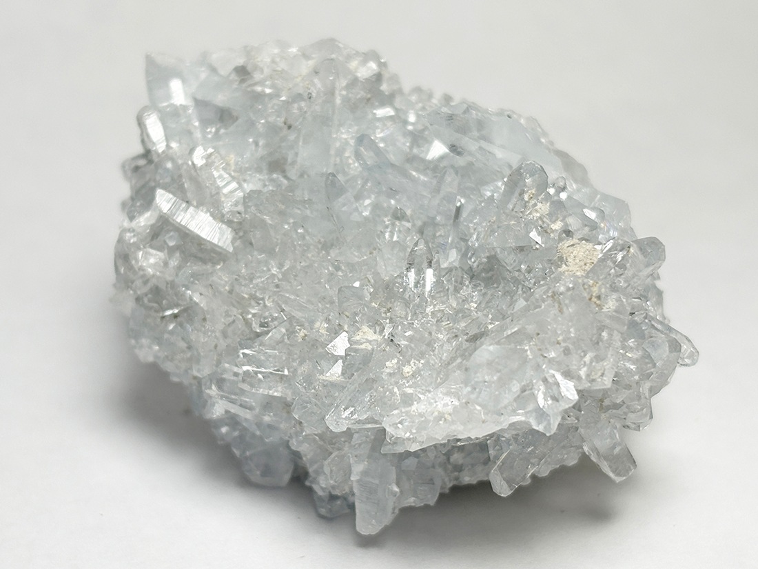 マダガスカル産 セレスタイト ( 天青石 )/ Celestite
