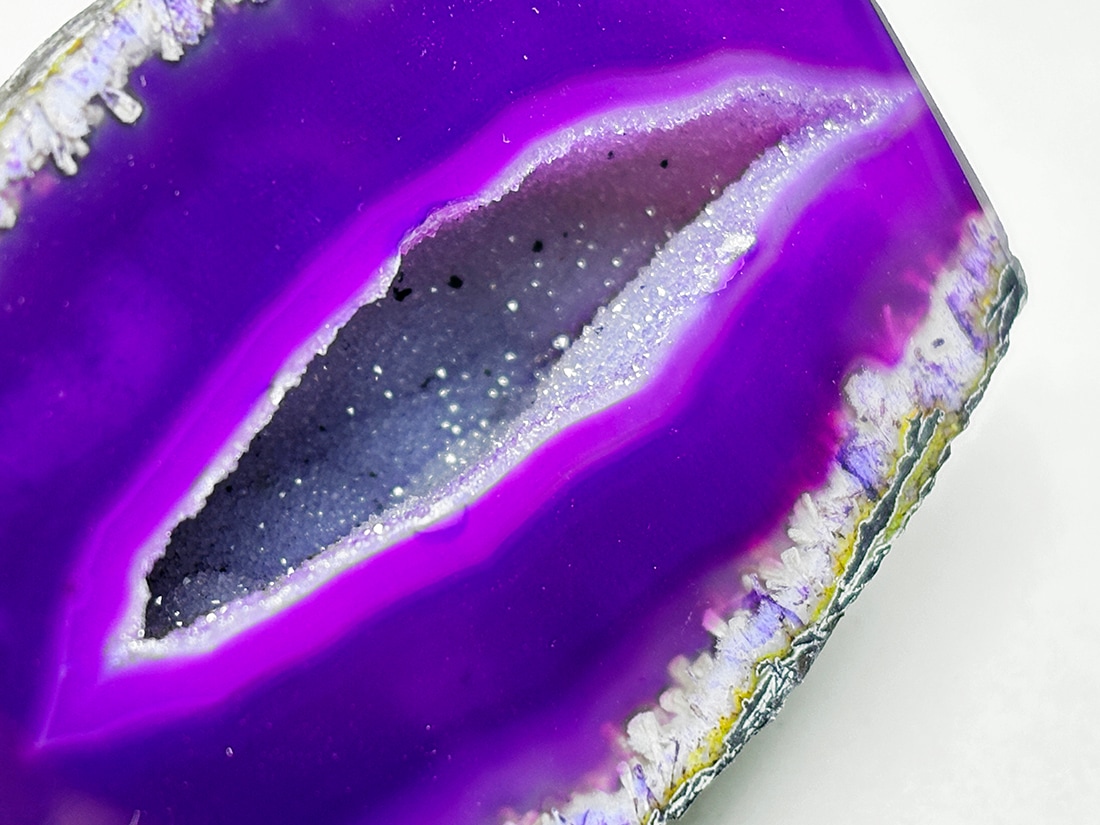 特価】ブラジル産 カラーアゲートジオード/Agate Geode