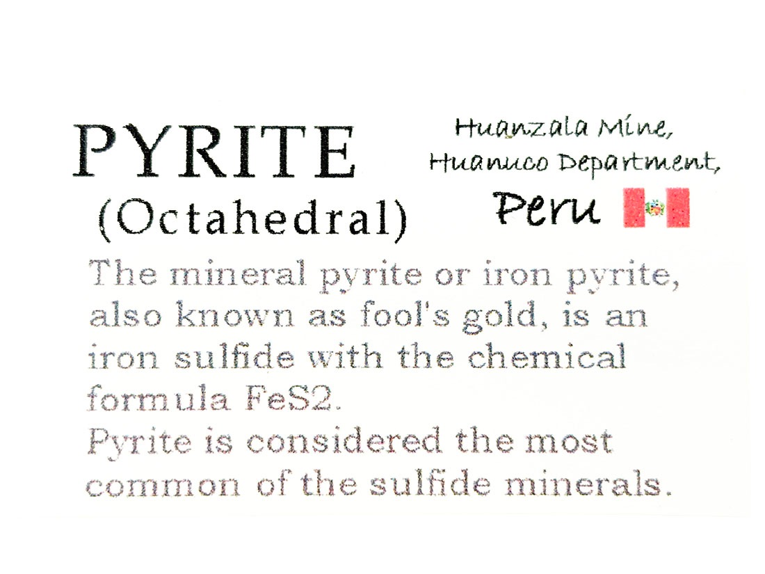 レア形状】 ペルー産 八面体 パイライト / Octahedral Pyrite