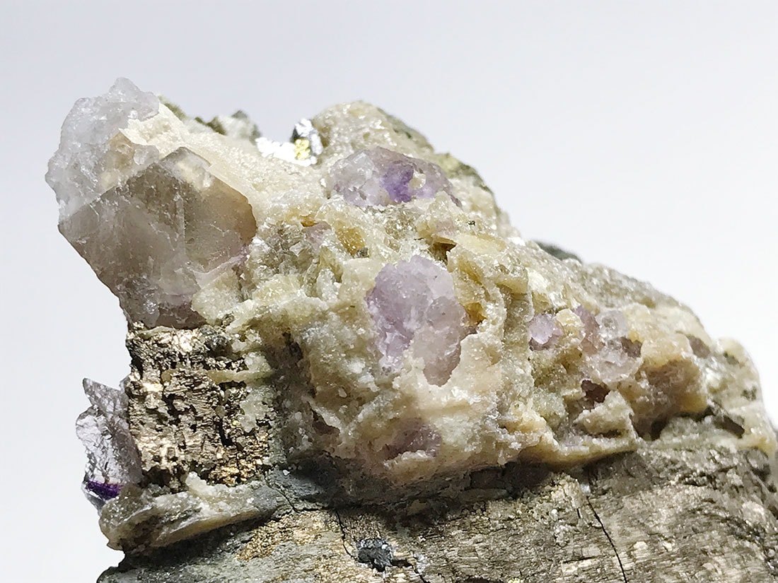 湖南省産ピロータイト(磁硫鉄鉱)/Pyrrhotite