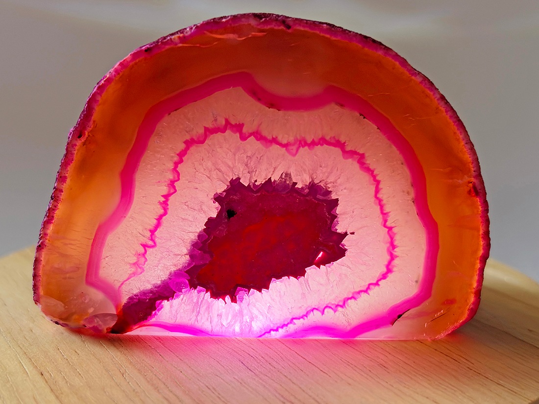 特価】ブラジル産 カラーアゲートジオード/Agate Geode