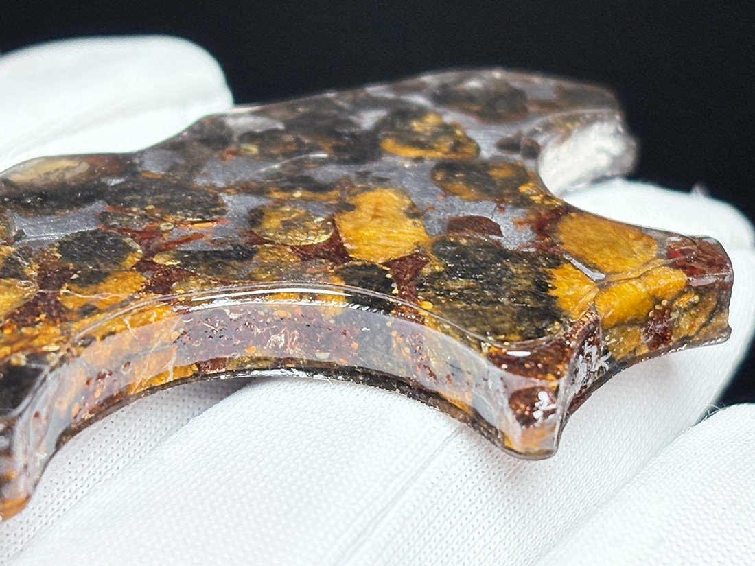 ケニア産 セリコパラサイト隕石 / Sericho Pallasite Meteorite