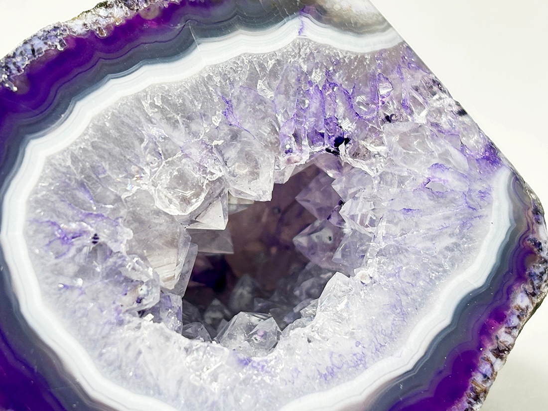 特価】ブラジル産 カラーアゲートジオード/Agate Geode