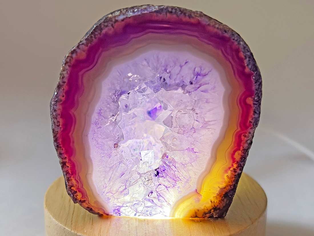 特価】ブラジル産 カラーアゲートジオード/Agate Geode