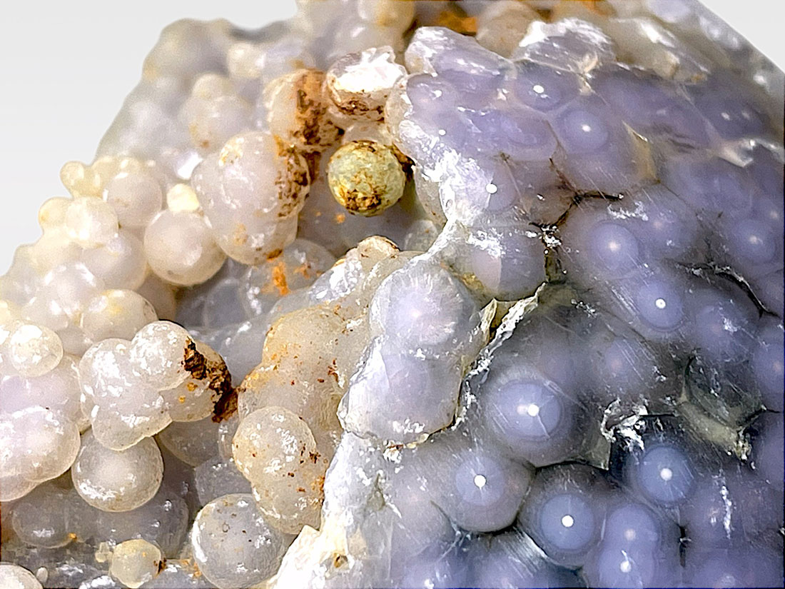 高品質　インドネシア産　グレープアゲート　台座付き　グレープ カルセドニー ① インドネシア産 グレープカルセドニー – 天然石ハッピーギフト