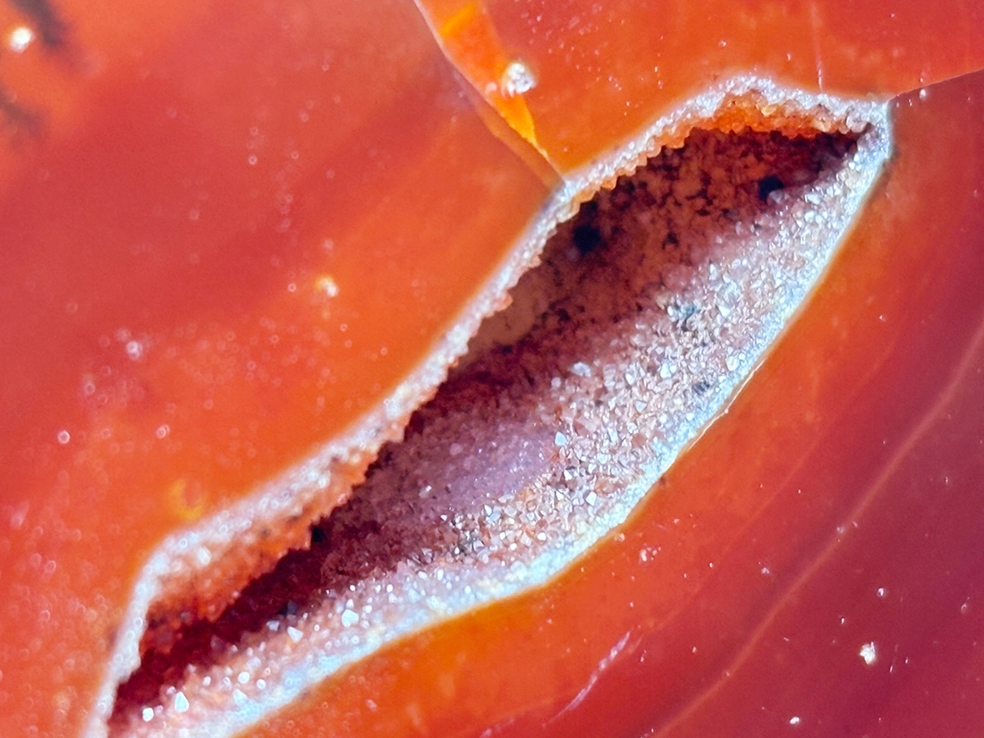 ブラジル産アゲートジオード（瑪瑙晶洞）/Agate Geode