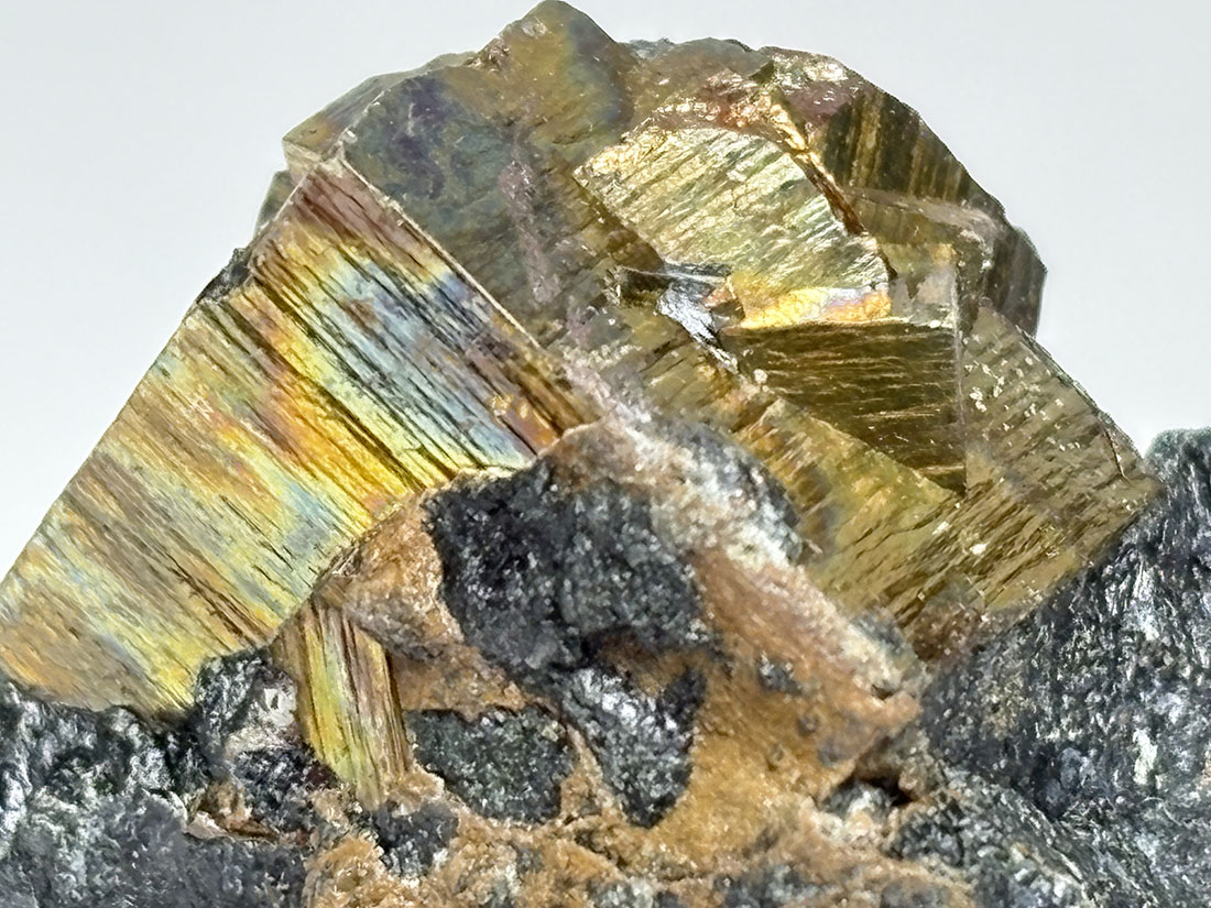 新潟県飯豊鉱山産 パイライト ( 黄鉄鉱 ) /Pyrite