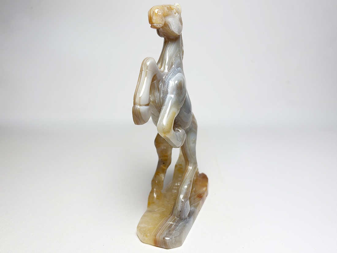 2026年干支】アゲート 馬彫刻 【50％OFF】