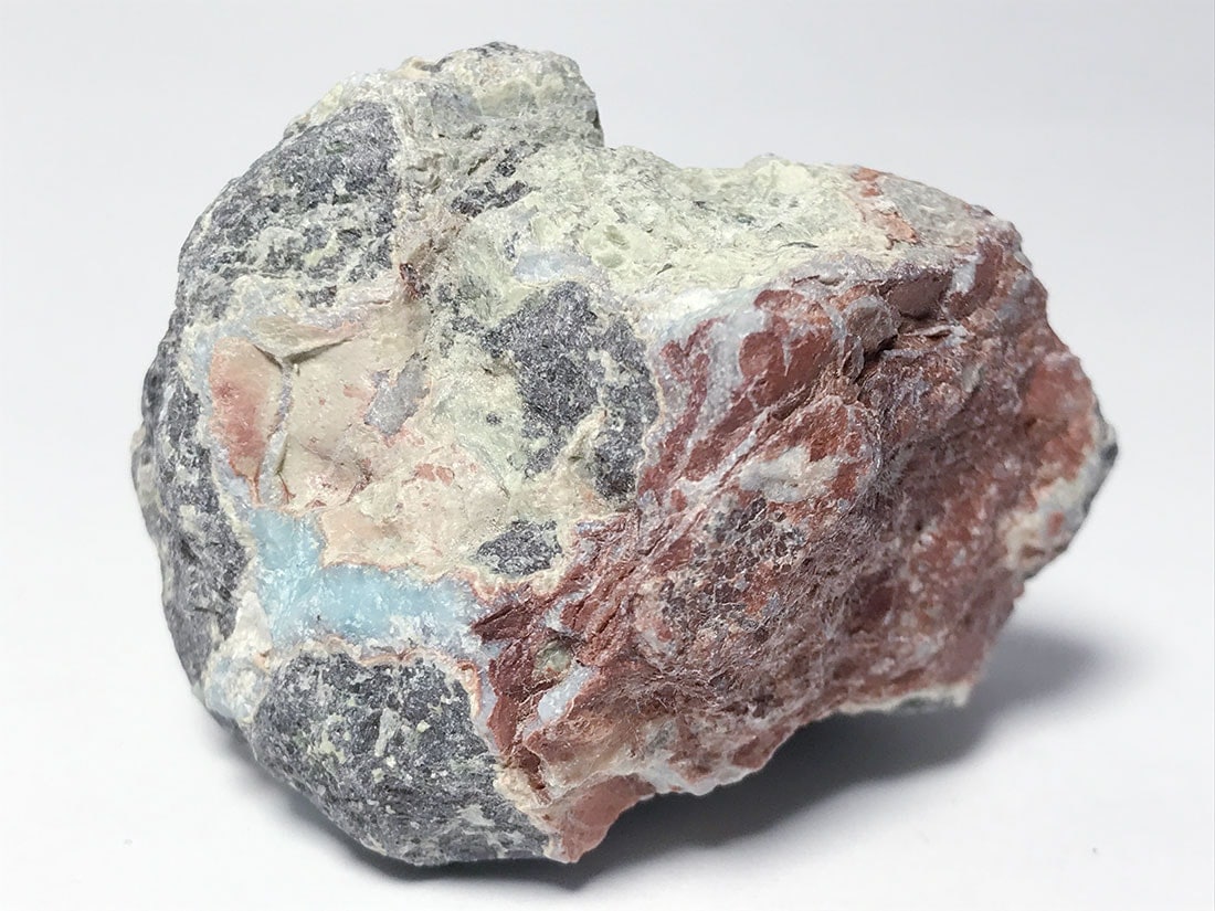 ドミニカ共和国産 ラリマー(ソーダ珪灰石)/Larimar