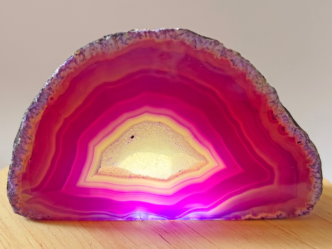 特価】ブラジル産 カラーアゲートジオード/Agate Geode