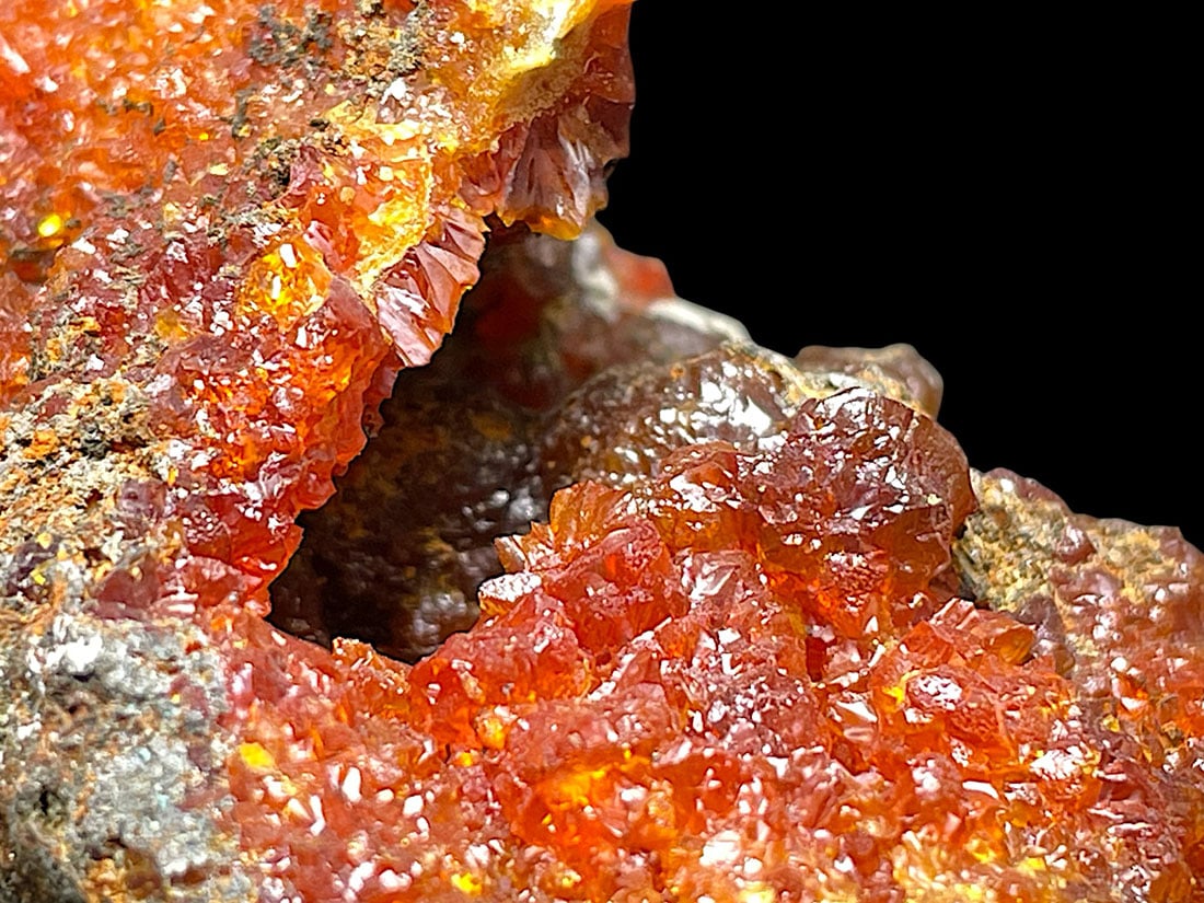 【鉱物標本】ジンカイト/紅亜鉛鉱/Zincite　※ポーランド※半人工 鉱物標本】ジンカイト/紅亜鉛鉱/Zincite ※ポーランド※半人工