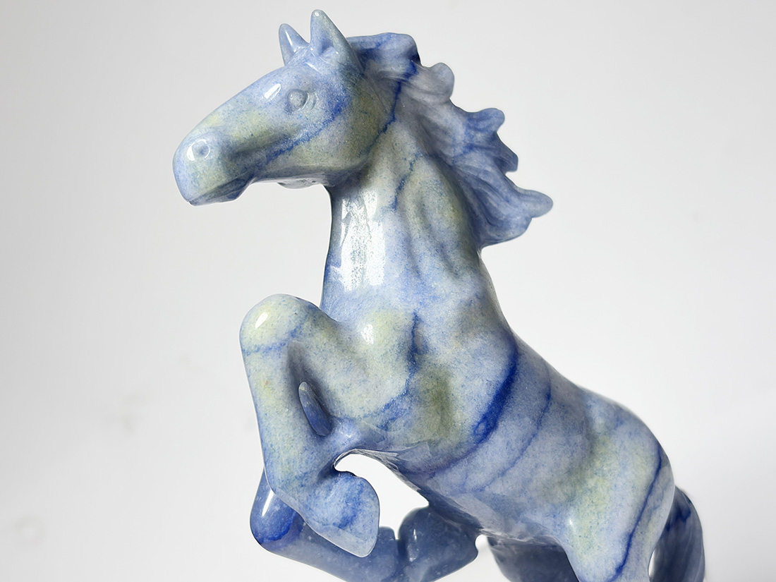 2026年干支】デュモルチェライト 馬彫刻 【50％OFF】