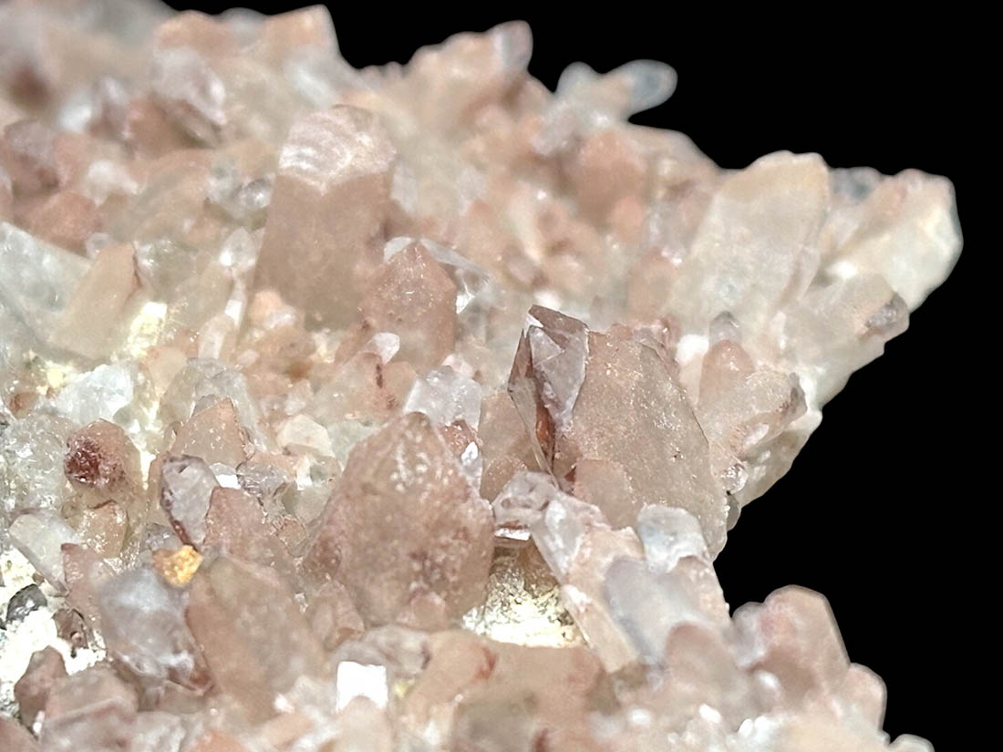 マダガスカル産 レッドファントムクォーツ/Red Phantom Quartz