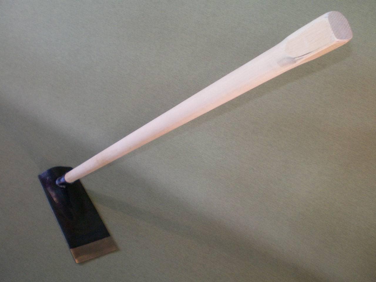 千成 AD-172 平鍬 静岡型 文化鍬 鍛造鋼付 木柄 120cm 用具 工具 鍬（くわ） クワ くわ ホー Hoe 相田合同工場 燕三条