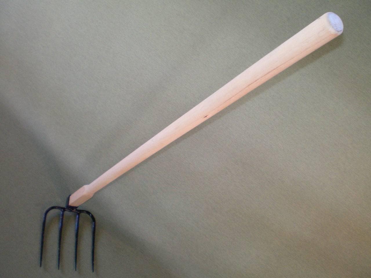 千成 AD-203 堆肥万能鍬 木柄 120cm 用具 工具 鍬（くわ） クワ くわ ホー Hoe 相田合同工場 燕三条