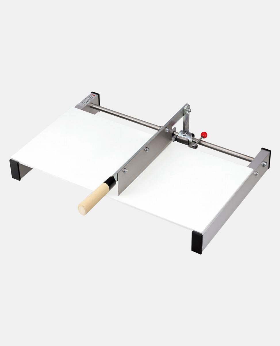 CutCut麺切台 大 誰でも簡単に麺切ができ麺の仕上がりが美しい！ A-1300 手打ち 麺道具 豊稔 ほうねん 麺切包丁 こね鉢 麺棒 麺台 こま板 切り台 まな板 そば 蕎麦 石臼 麺打ち 麺打ち道具 手打そば 中條金物 燕三条