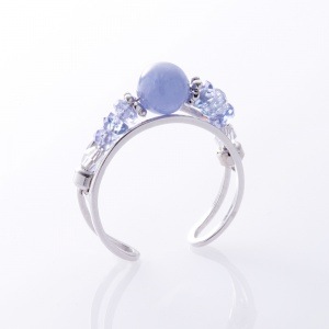 ����ǥ�饹�ȡ��꡼�򸽼¤ˤ����������ȡ��󡦥��󥶥ʥ��� : ���