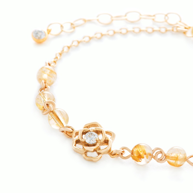 ������ɥ���롦���奨�꡼ : �֥쥹��å�