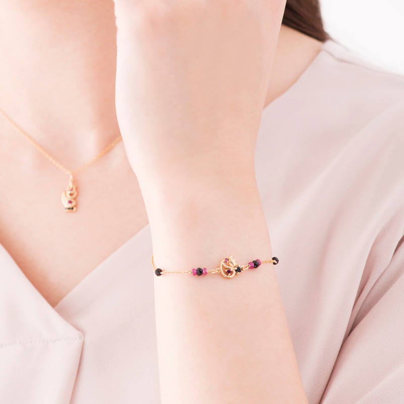 �����ƥ��١�����󡦥��奨�꡼ : �֥쥹��å�