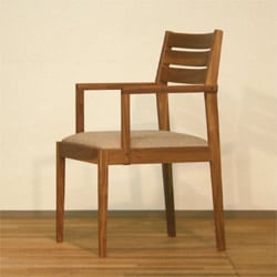 チェア ウォールナット材 肘付き 大型座面 大型座板 大きい座面 大きい